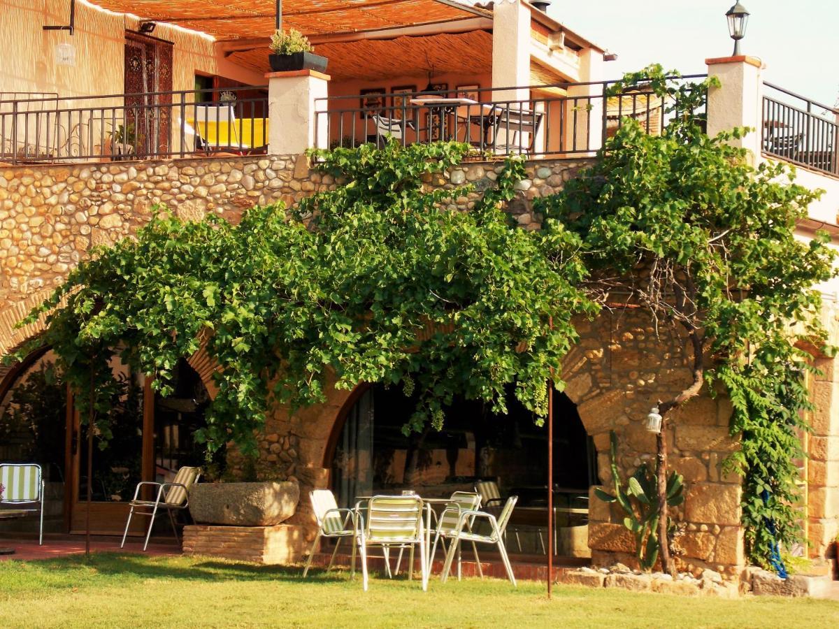 La Masia Costa Brava -Adults Only Garrigás Esterno foto